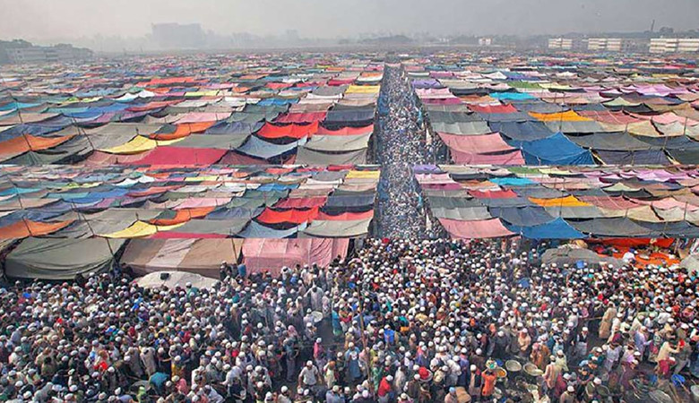 রেষারেষি বন্ধ করে ইজতেমা বহাল রাখতে সরকারকে আইনি নোটিশ
