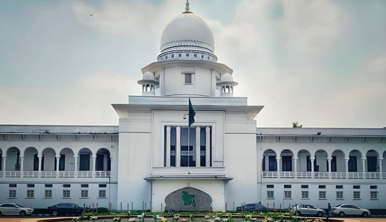 রায়ের আলোকে সুপ্রিম কোর্টে ব্রেস্ট ফিডিং রুম স্থাপনের আবেদন